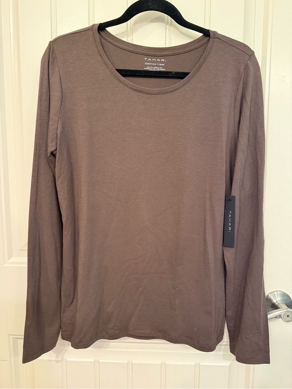 Tahari Essentials Brown Crewneck Tee
